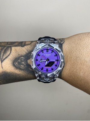 G-SHOCK GMA-2100 PRETO FUNDO ROXO